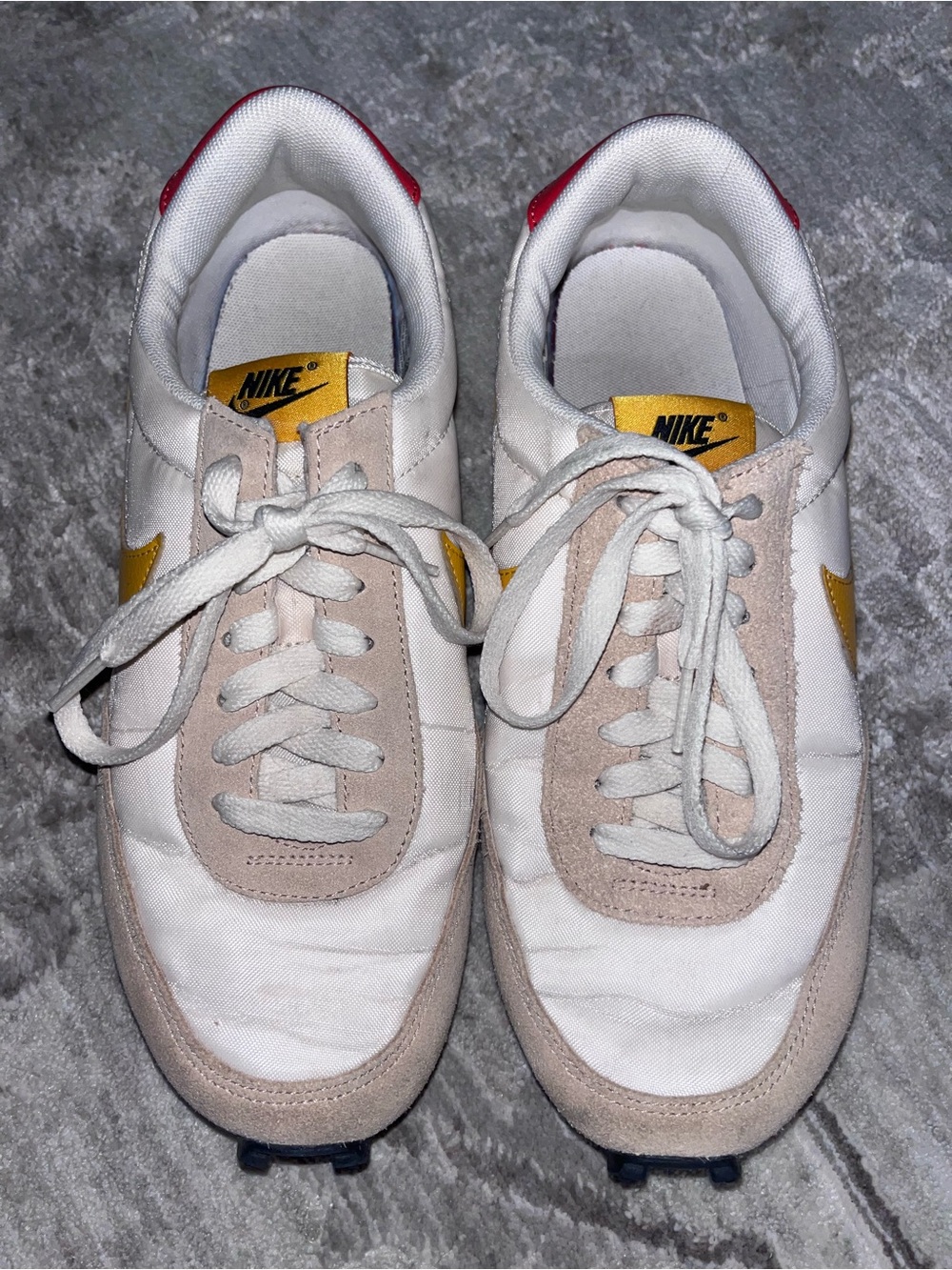 Nike - (WMNS) Nike Daybreak 'Pale Ivory Shimmer'